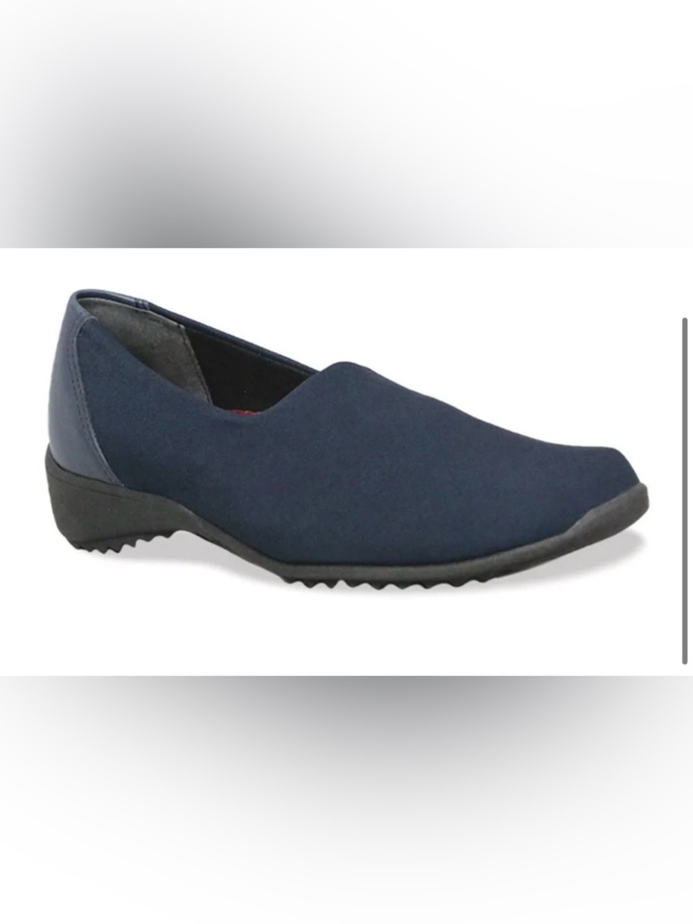 Munro Women's Traveler Navy Stretch Fabric Size 7